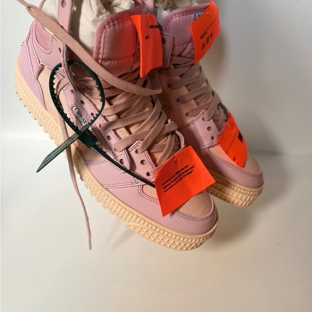 Off-White Off Court 3.0 pink